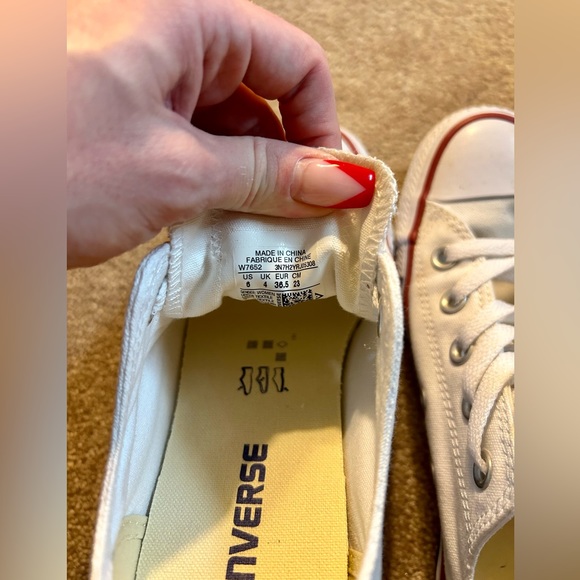 Converse Chuck Taylor All Star Classic White Low Top - Picture 10 of 11